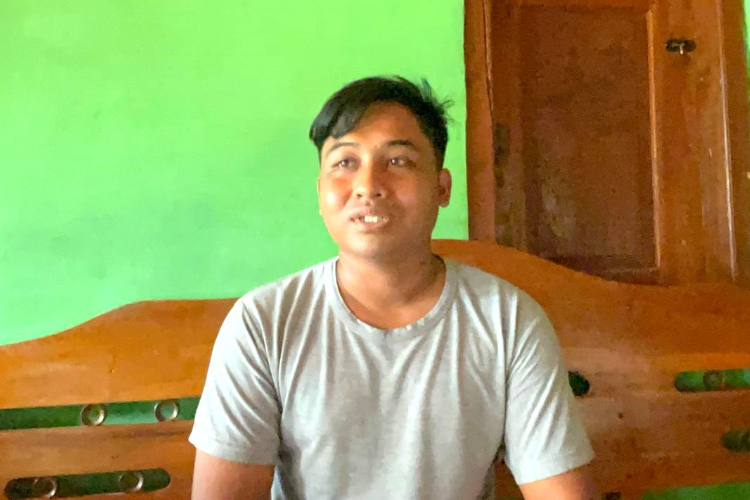 Pak Guru Yogi Dipecat Sebagai Guru Lewat SK Bupati, Resmi Ajukan Banding untuk Perjuangkan Keadilan