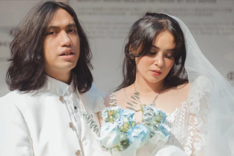 Apakah Ayushita Pindah Agama? Ramai Usai Pernikahannya dengan Gerald Situmorang Viral!