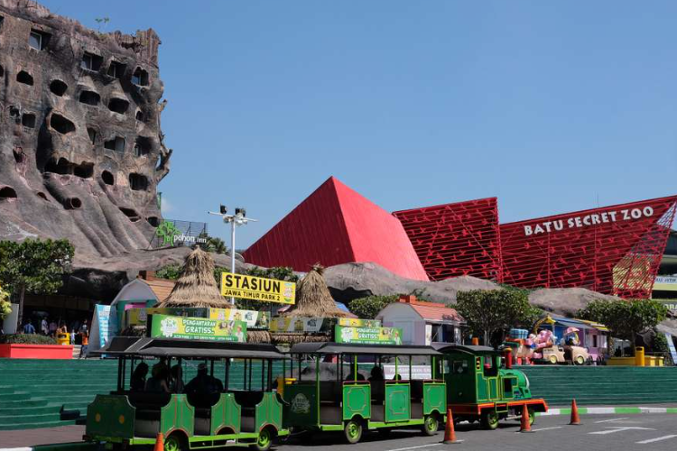 Koridur Baru Bus Trans Jatim Malang, Ini 5 Rekomendasi Destinasi yang Wajib Kamu Kunjungi!
