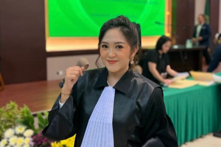 Siapa Irene Angelita Rugian? Viral Usai Namanya Tercantum di Karangan Bunga Misterius di PN Surabaya