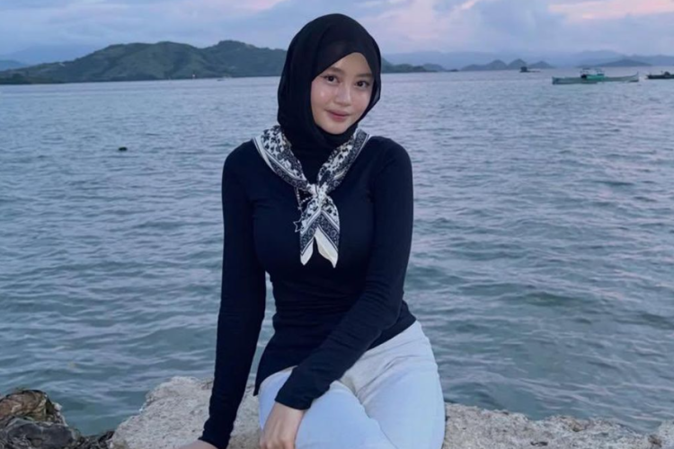 Kontroversi Finazia Memanas, Selebtok Viral Usai Ketahuan Copot Hijab di Klub Malam Hingga Gunakan Whippink