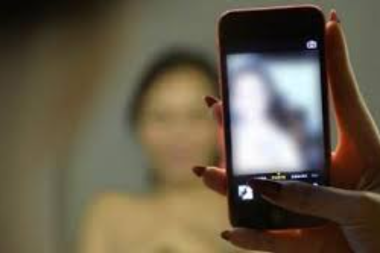 Viral Link Video Tato Kupu-kupu 19 Detik Biduan Samba Beredar di Media Sosial, Cek Di Sini Sebelum Hilang!