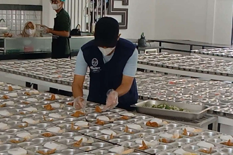 Aturan Baru! Insentif Dapur MBG Kini Dihitung Rp2000 per Porsi, SPPG yang Tak Beroperasi Tak Dibayar