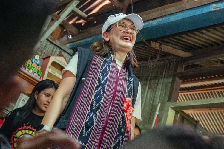 Luna Maya Dirikan Sekolah di Flores, Wujudkan Impian Sejak Lama Lewat Amanah dari Sang Tante