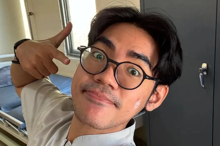 Profil dan Biodata Ikhsanuddin Qothi, Dokter Gen Z Viral Disandingkan dengan Dr. Gia dan Dr. Tirta di Podcast Raditya Dika