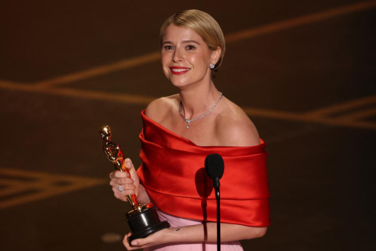 Profil dan Biodata Jessie Buckley, Akris Irlandia yang Berhasil Menyabet Piala Oscar 2026 Lewat Film Hamnet