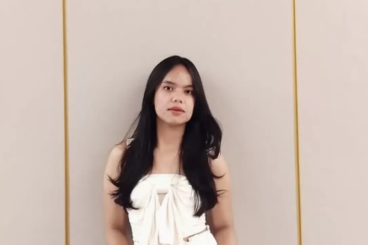 Penyebab Meninggalnya Asisten Ghea Indrawari Meninggal Dunia, Ghea Indrawari Tetap Profesional di Panggung