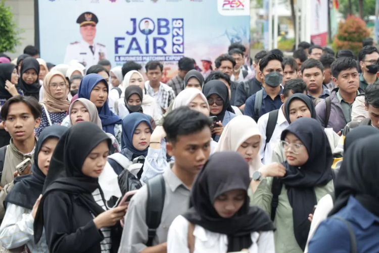 SIL Festival Surabaya 2026 Berkolaborasi dengan UMKM Lokal, 2000 Pelamar Rebutan 1.200 Posisi Lowongan Pekerjaan