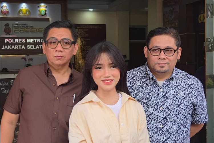 Siapa Admin Medsos Fuji Utami? Terima Gaji Sebanyak 2 Digit Berhasil Bawa Kabur Uang Milliaran Dari Hasil Endorse