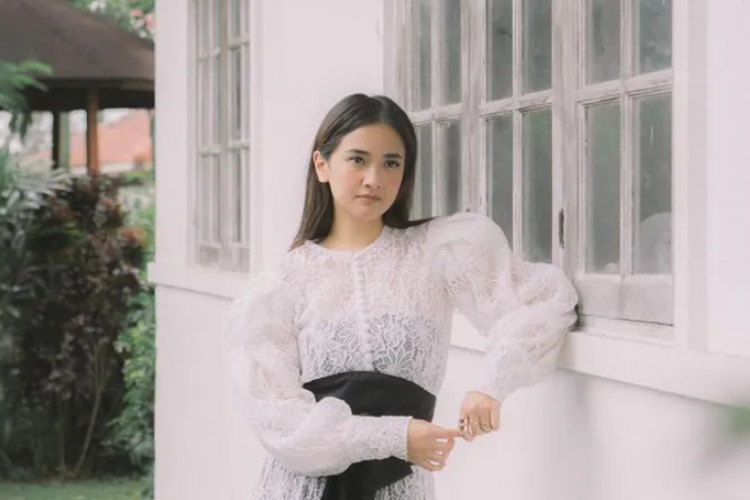 Profil dan Biodata Nadya Arina Pemeran Film Senin Harga Naik yang Ternyata Lulusan Ilmu Hukum, Definisi Beauty and Brain