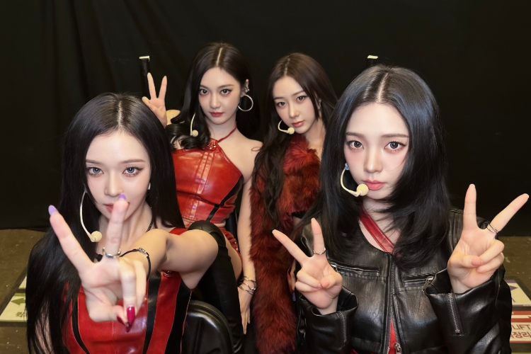 Pecah! aespa Sukses Guncang Jakarta di Konser Bertajuk SYNK: aeXIS LINE, Intip Momen Melokal Para Member