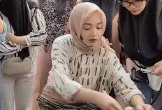 VIRAL! Sosok Elma Penjual Cilok Cantik yang Berjualan di Bagasi Mobil, Ternyata Seorang Janda