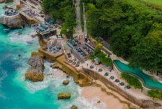 Ayana Resort Bali Viral Dirujak Netizen Karena Lambat Tangani Tamu Henti Jantung di Kolam Renang Mewah