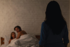 Video Detik-Detik Istri Grebek Suami Selingkuh di Jombang, Parah Banget Kepergok Bareng Pelakor di Rumah Sendiri 